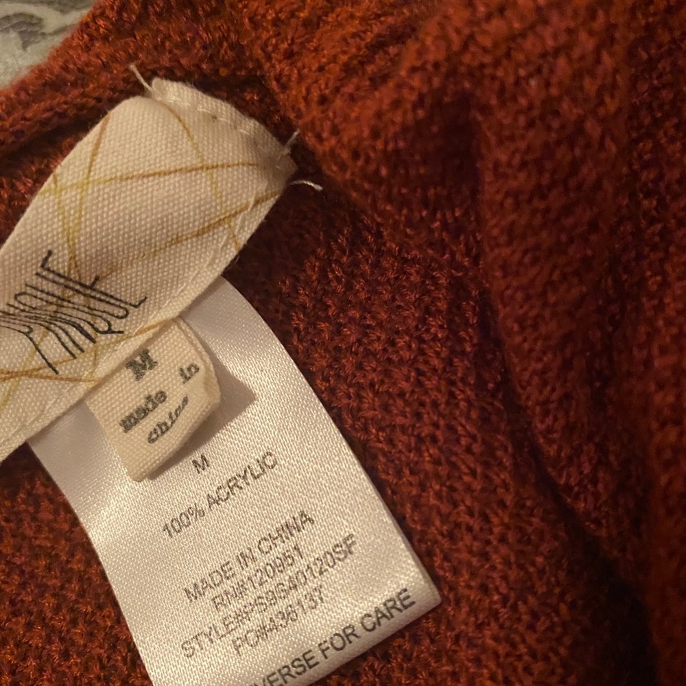 Cardigan - Picture 4 of 4